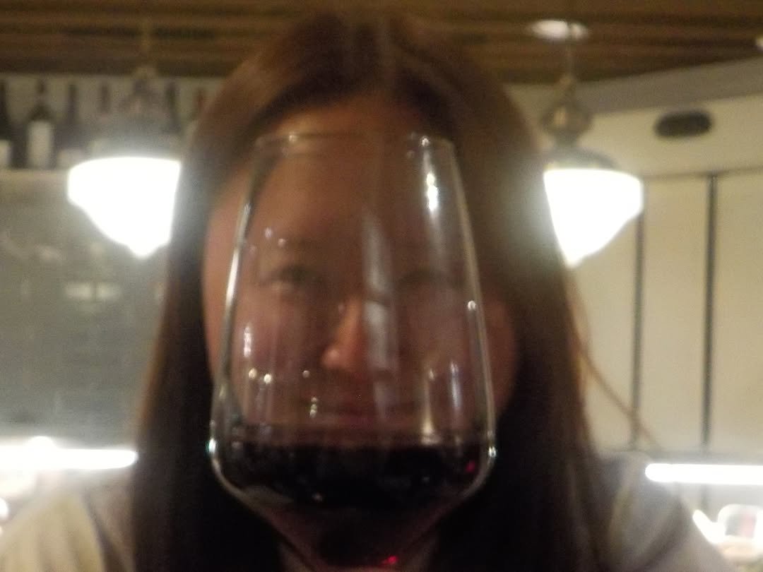 Photo by 찰스 on September 21, 2025. May be an image of wine and wine glass.