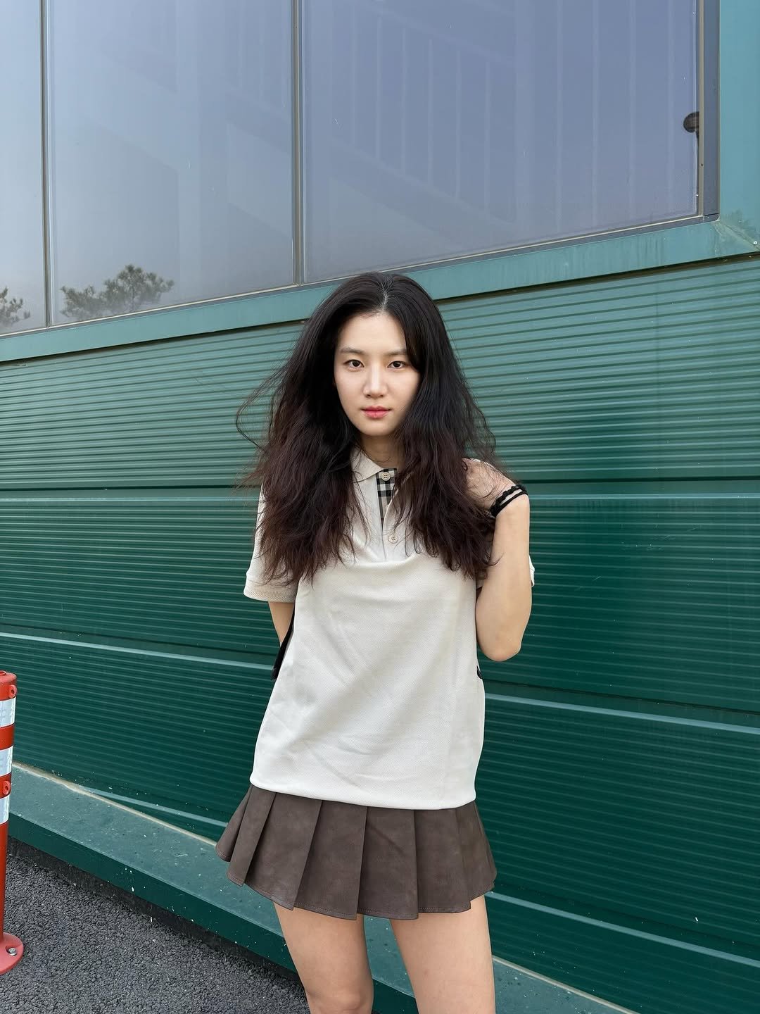 Photo by 박주현 on April 24, 2026. May be an image of skirt, miniskirt and text.