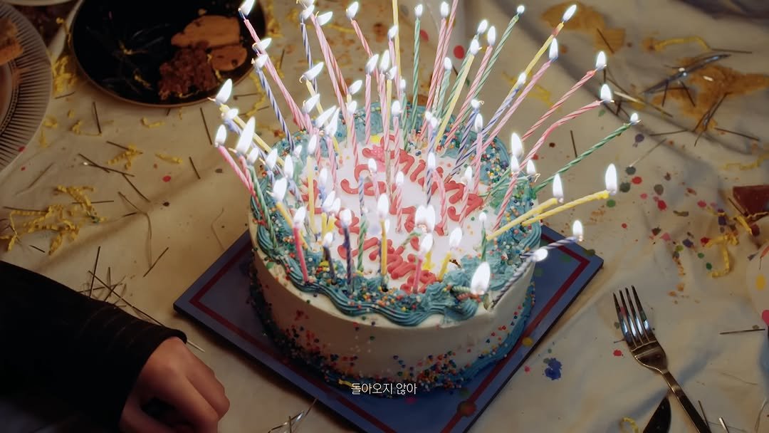 Photo by 위로상점: 수제 스콘 전문점 연말케이크 on April 04, 2025.