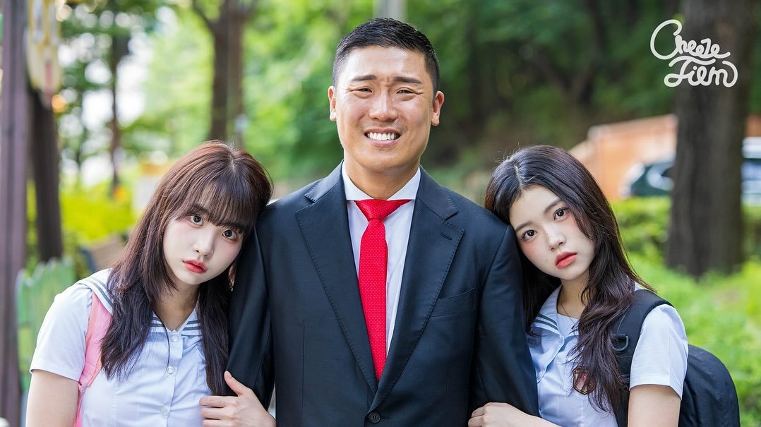 Photo shared by CheezeFilm on July 26, 2025 tagging @da._.soooom, @bangyuseol, and @okhwan7602. May be an image of 3 people, hair, suit, outdoors and text that says 'Chese geam Fiem'.