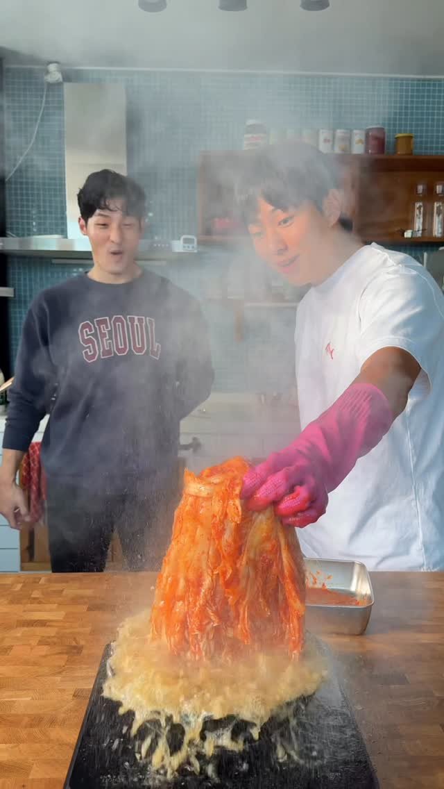 chefboylee 게시물 이미지: Kimchi butter cookie and makgeolli ice...