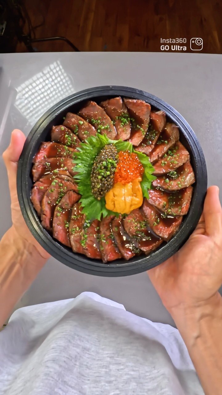 chefboylee 게시물 이미지: POV ur craving steak & rice with @insta360 GO...