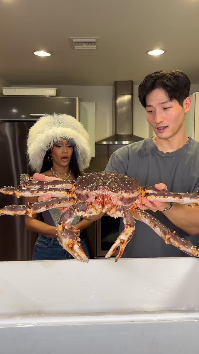 chefboylee 게시물 이미지: Seafood Boil w/ @saweetie