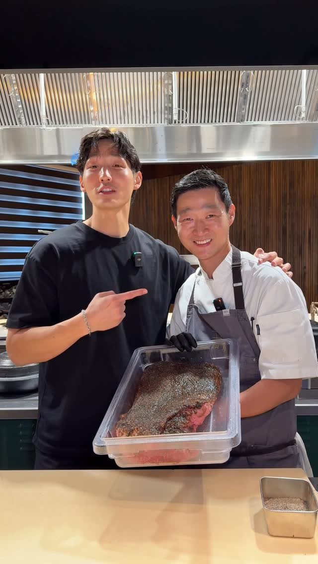 chefboylee 게시물 이미지: Michelin Chef Makes Korean Chopped Cheese