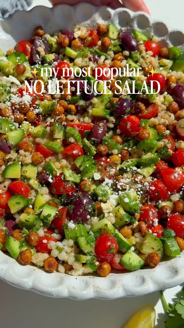 chelseasmessyapron 게시물 이미지: The no lettuce salad I will NEVER stop making...