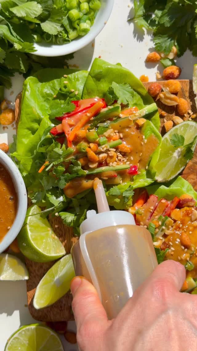 chelseasmessyapron 게시물 이미지: Protein, crunch, and THE peanut dressing you...