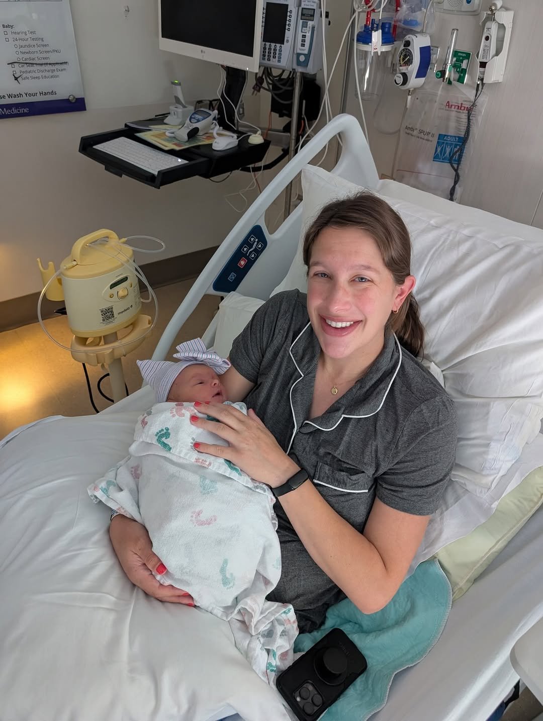 chelsweets 게시물 이미지: Baby sweets #2 is here 🥰 I went into labor at...
