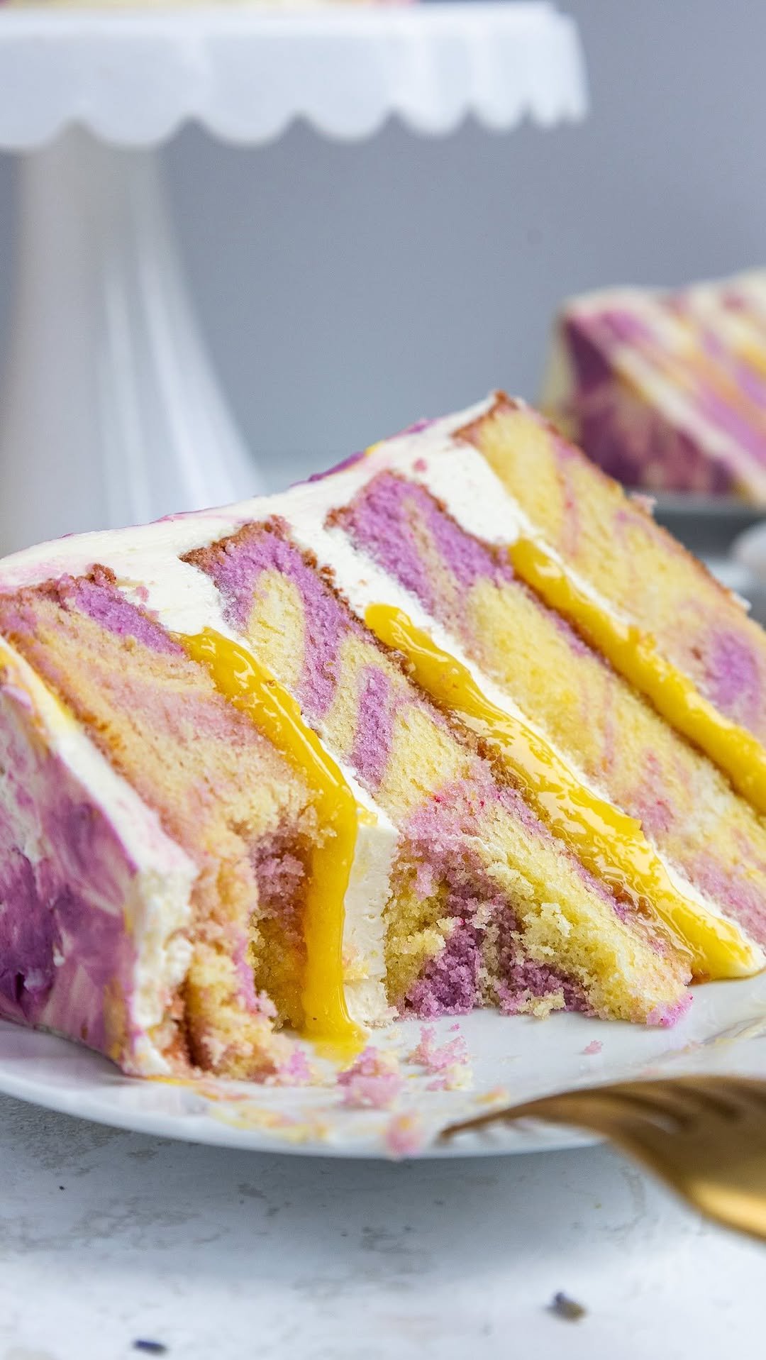 chelsweets 게시물 이미지: Lemon Lavender Cake 💛💜 Such a delicious...