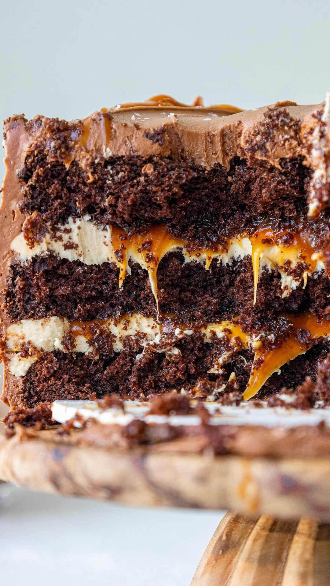 chelsweets 게시물 이미지: Chocolate Caramel Cake 😍 I really pushed the...