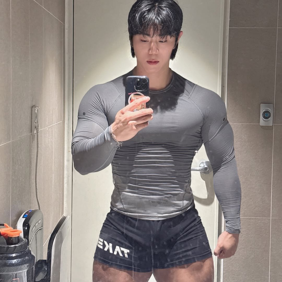 cheolin_wang 게시물 이미지: .
어찌저찌 하는 중