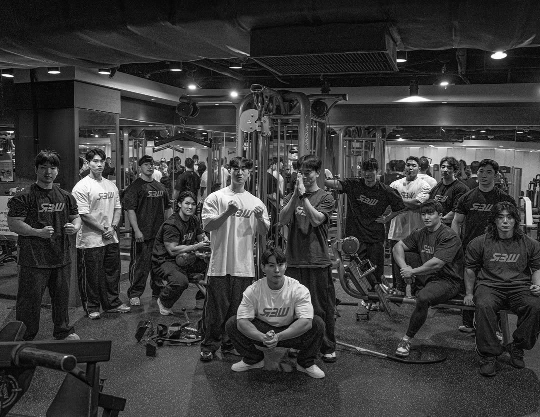 cheolin_wang 게시물 이미지: .
Team RBW
올해도 우리꺼🔥