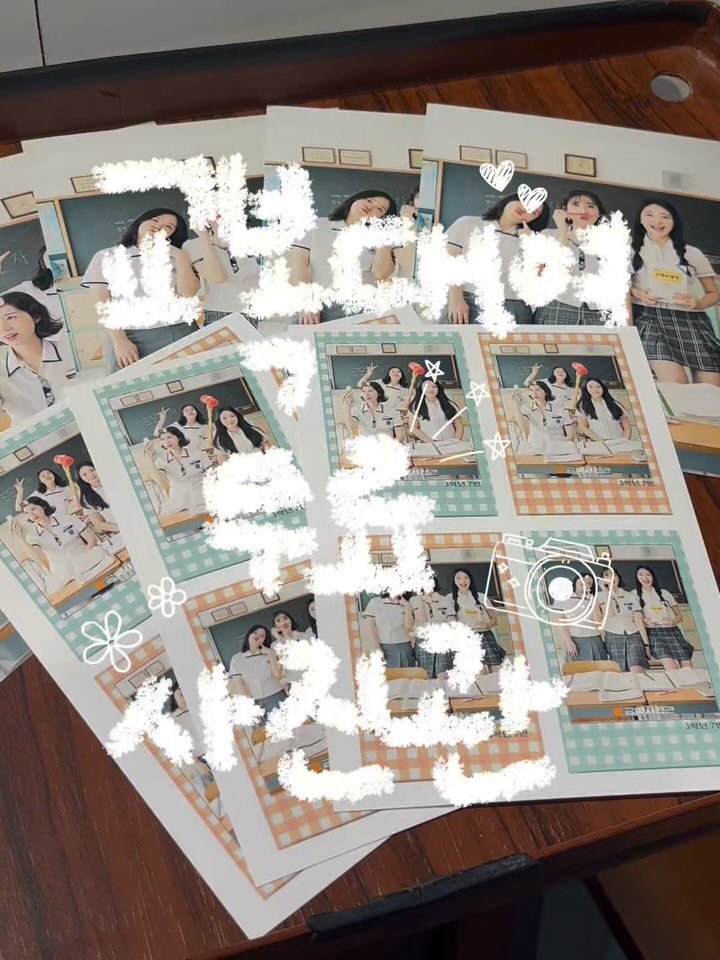 cherr__iy 게시물 이미지: (저장/공유) 교복 대여 무료! 광안리 레트로 컨셉 사진관
학교때 친구들이랑 찍으면...