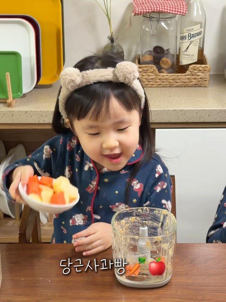 cherry_meal 게시물 이미지: 노밀가루 당근사과빵🥕🍎
레꼴뜨 무선초퍼 마지막날✨
지금까지 제일 인기 많은 컬러는...