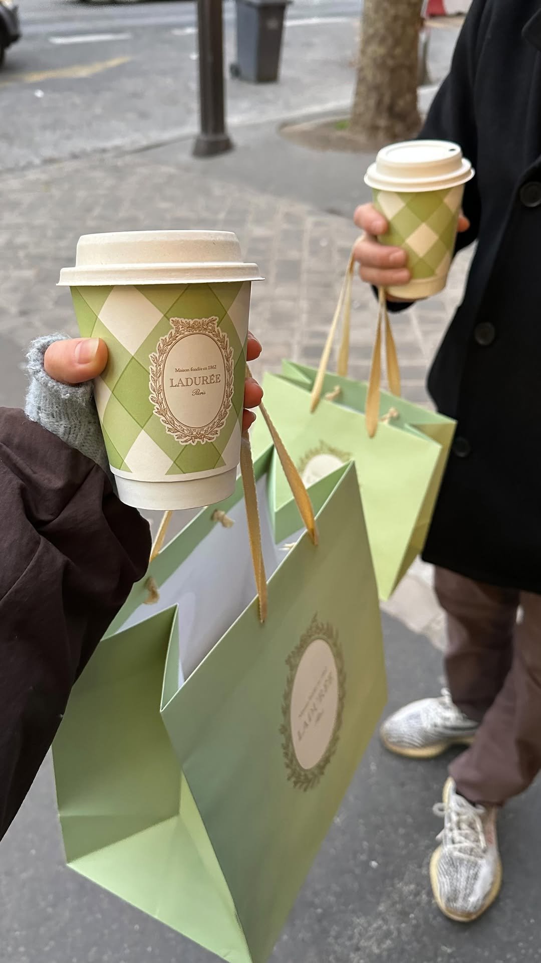 chloeslayde 게시물 이미지: a song from their best album only makes sense...