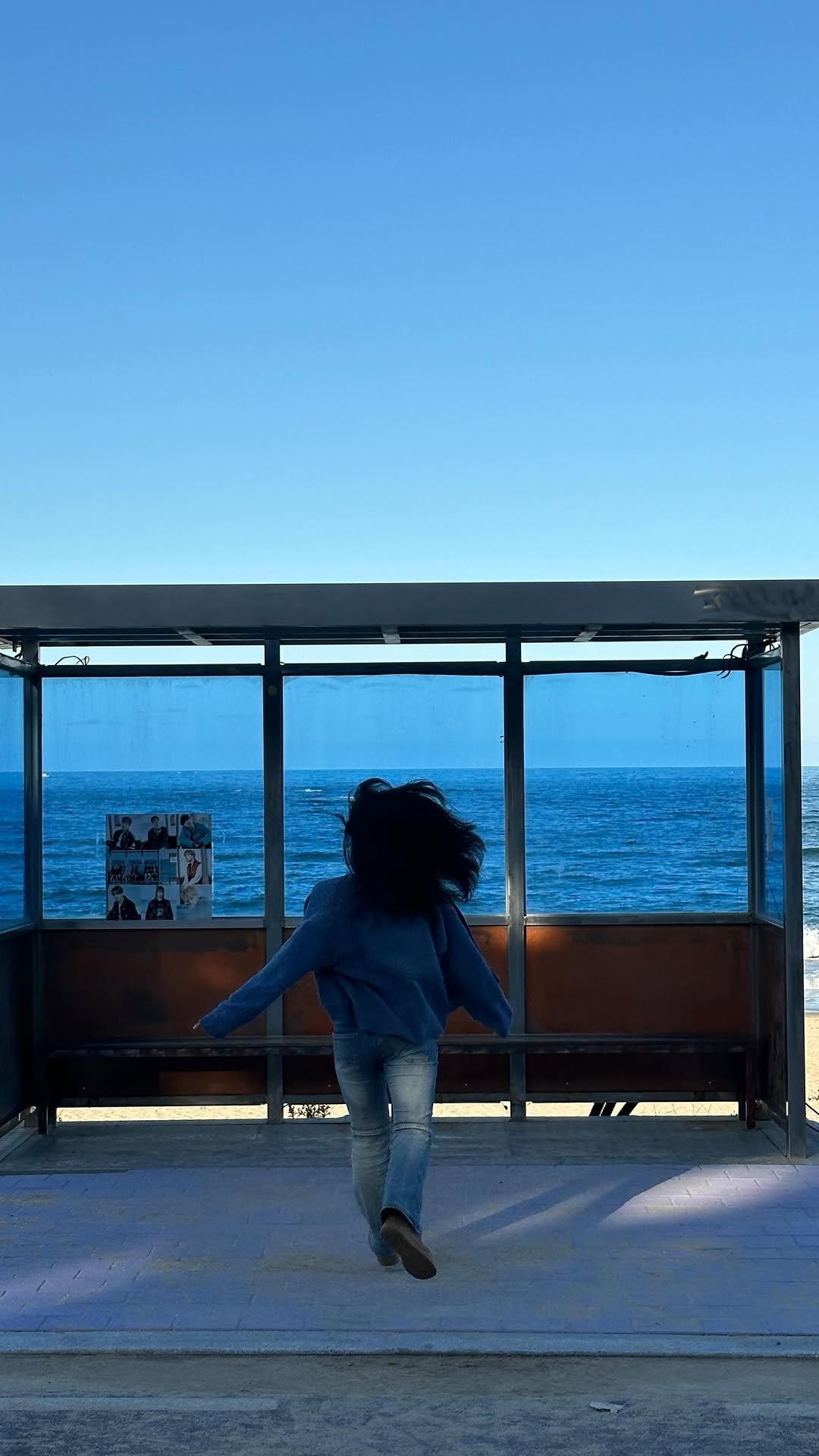 chloeslayde 게시물 이미지: making my inner child happy 💜 

#bts...