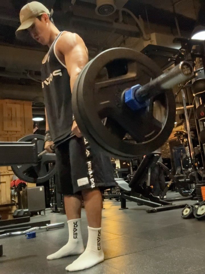 cho1maru 게시물 이미지: 파워빌딩ver.2 바벨로우 Day: 
.
바벨로우 100 X 20reps X...