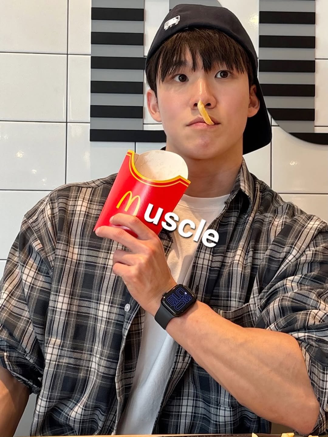 Photo by 최마루 on April 12, 2026. May be an image of text that says 'm uscle'.