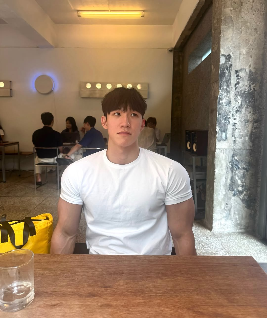 cho1maru 게시물 이미지: 요즘 책을 읽고 있어요
.
출판사 이름까지 완벽한 책
추천드립니다