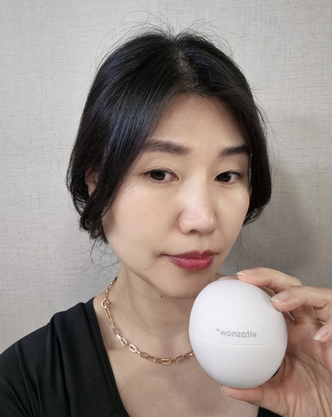 Photo shared by ♡초코슈슈 on February 18, 2026 tagging @glamup.official, and @glamup_korea. May be an image of one or more people, makeup and text.