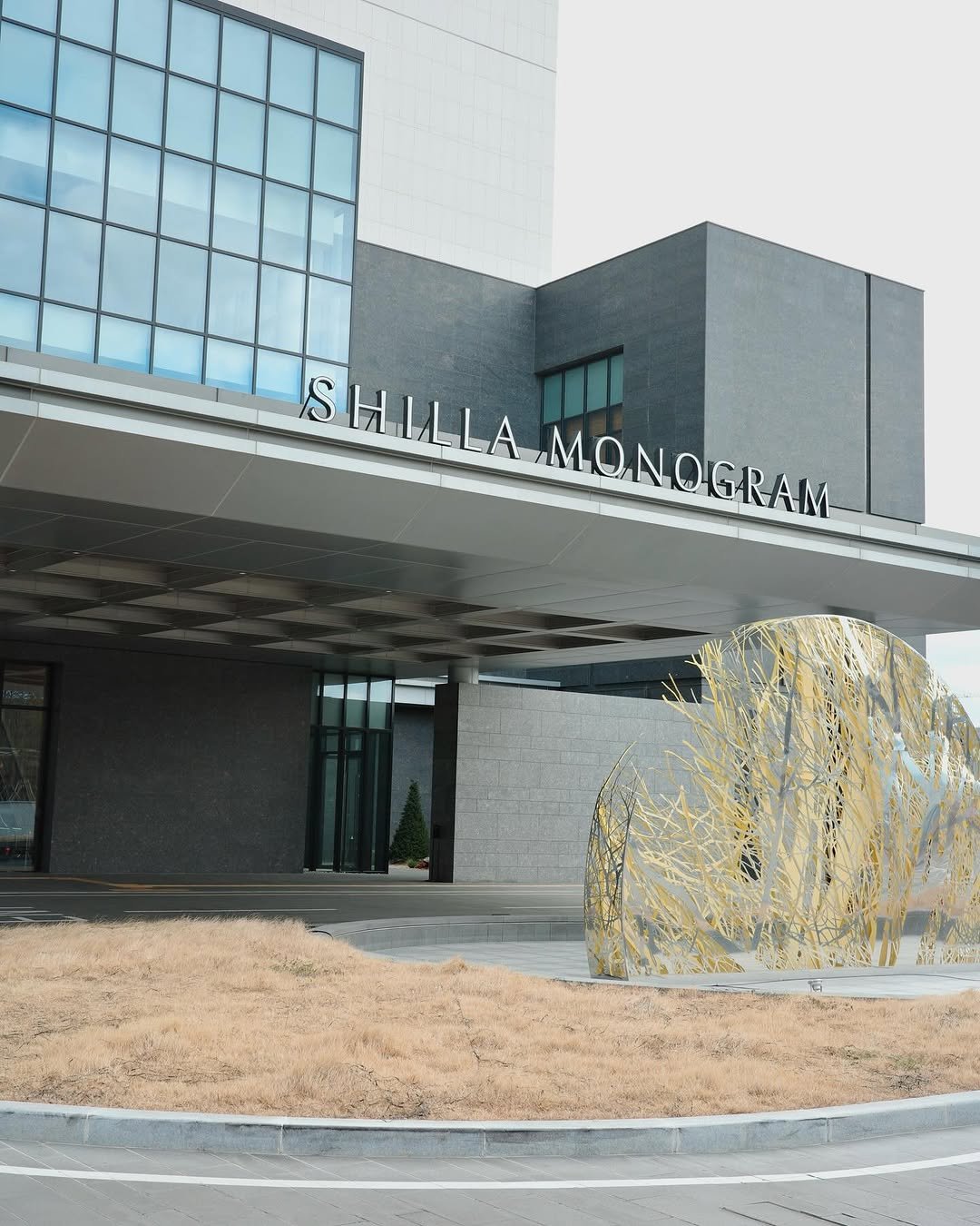 Photo by 최소연 on December 31, 2025. May be an image of buildings and text.