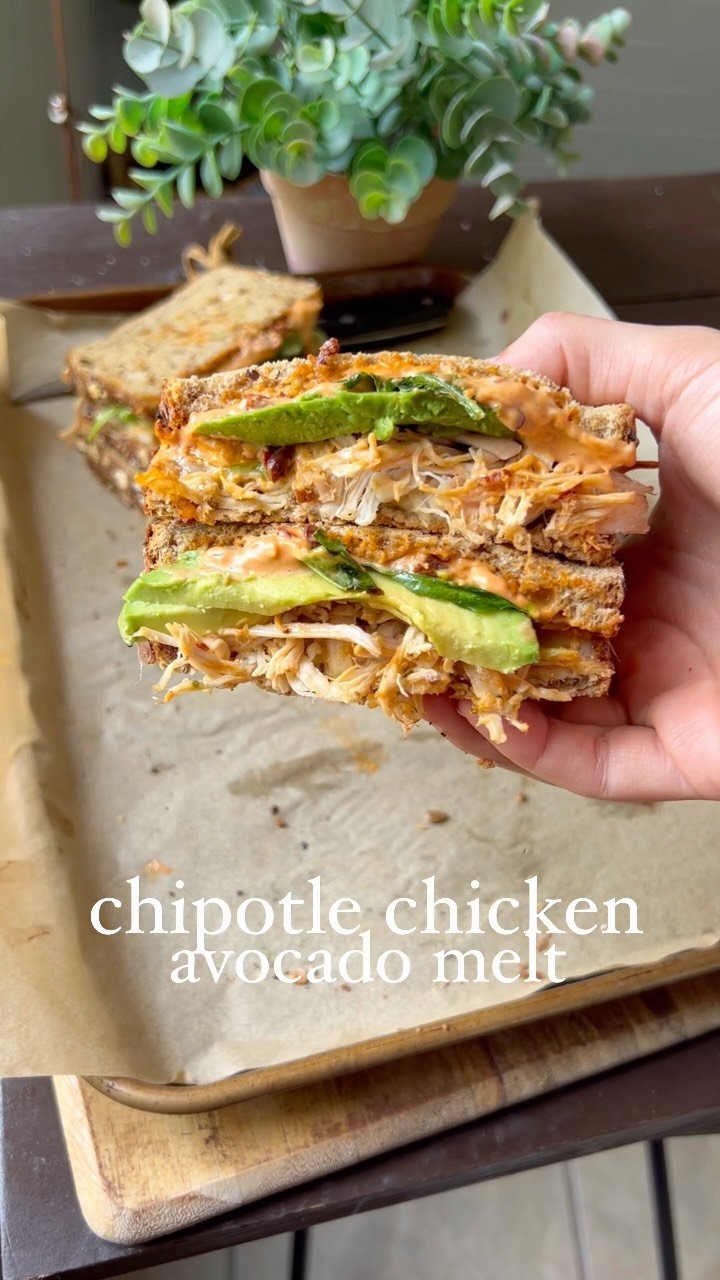 choosing_balance 게시물 이미지: Chipotle Chicken Avocado Melt, my take on the...