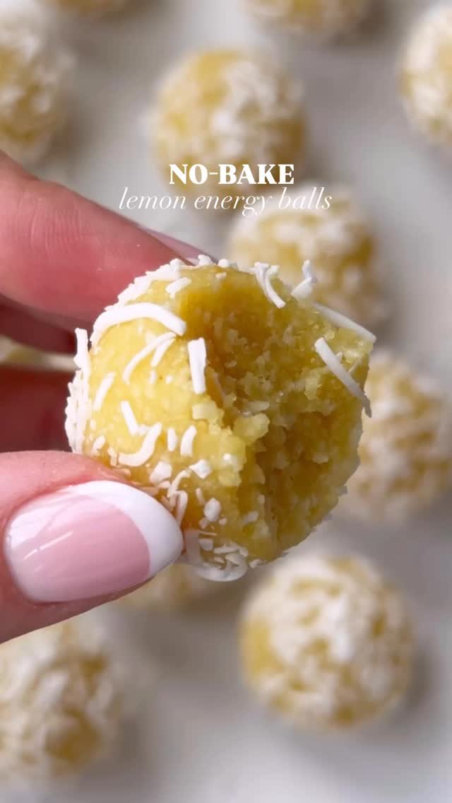 choosingchia 게시물 이미지: Lemon Energy Balls 🍋
�COMMENT “RECIPE” below,...