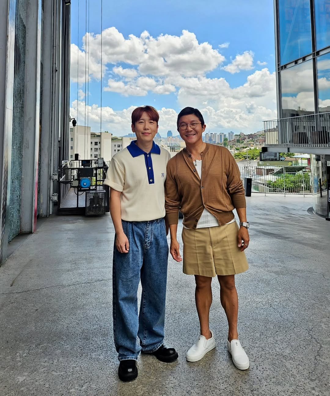 Photo shared by 조세호 on August 18, 2025 tagging @southwindowsmile. May be an image of 2 people, wingtip shoes, kilt, beret and text.