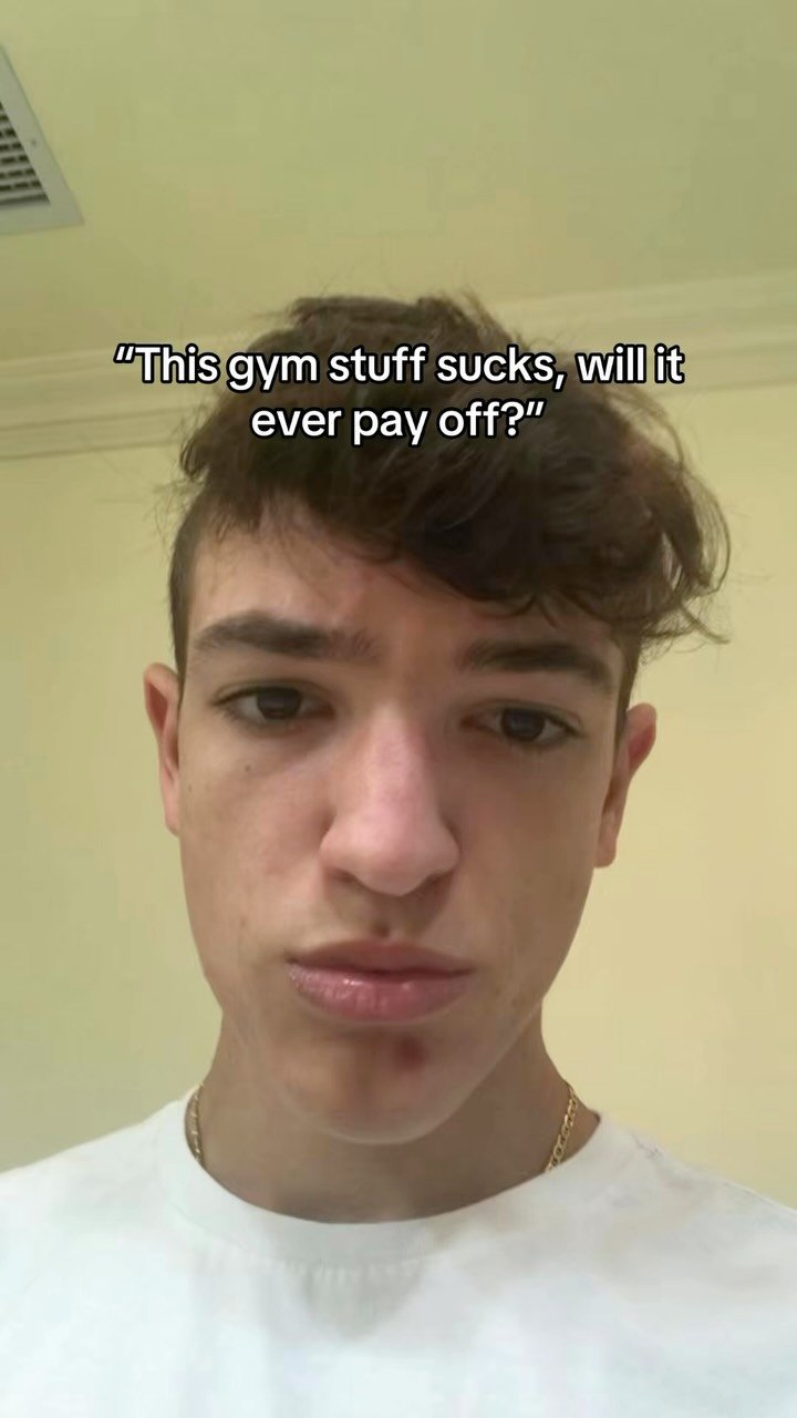 chris2lean 게시물 이미지: no gym = more scrolling time

#gym...