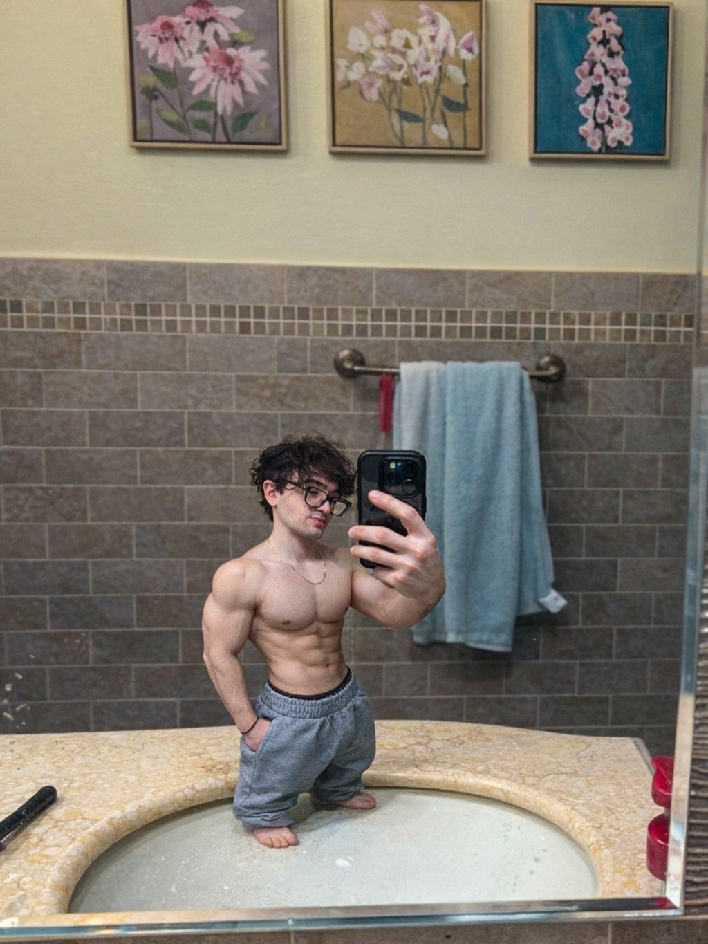 Photo by Chris Aronis on December 30, 2025. May be a selfie of body building and text.