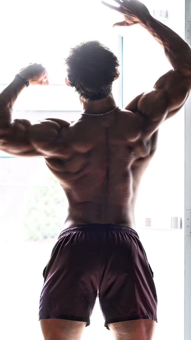 christianarcher_ 게시물 이미지: Art of consistency 

@ayblmen code...
