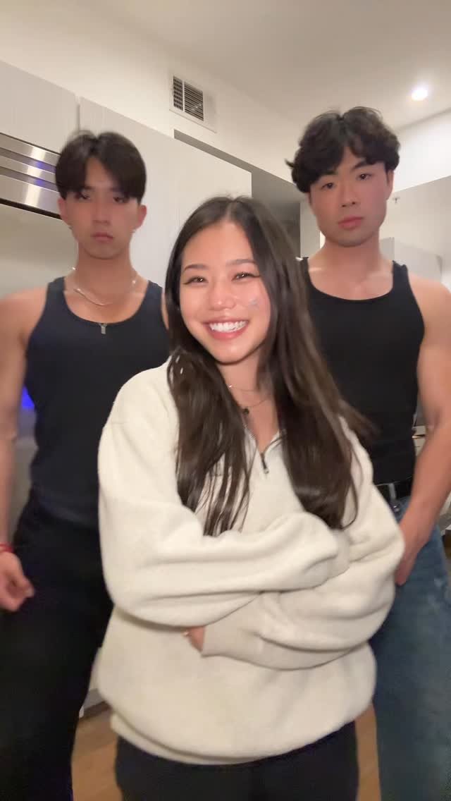 christine.choiiii 게시물 이미지: who’s 3rd wheeling⁉️