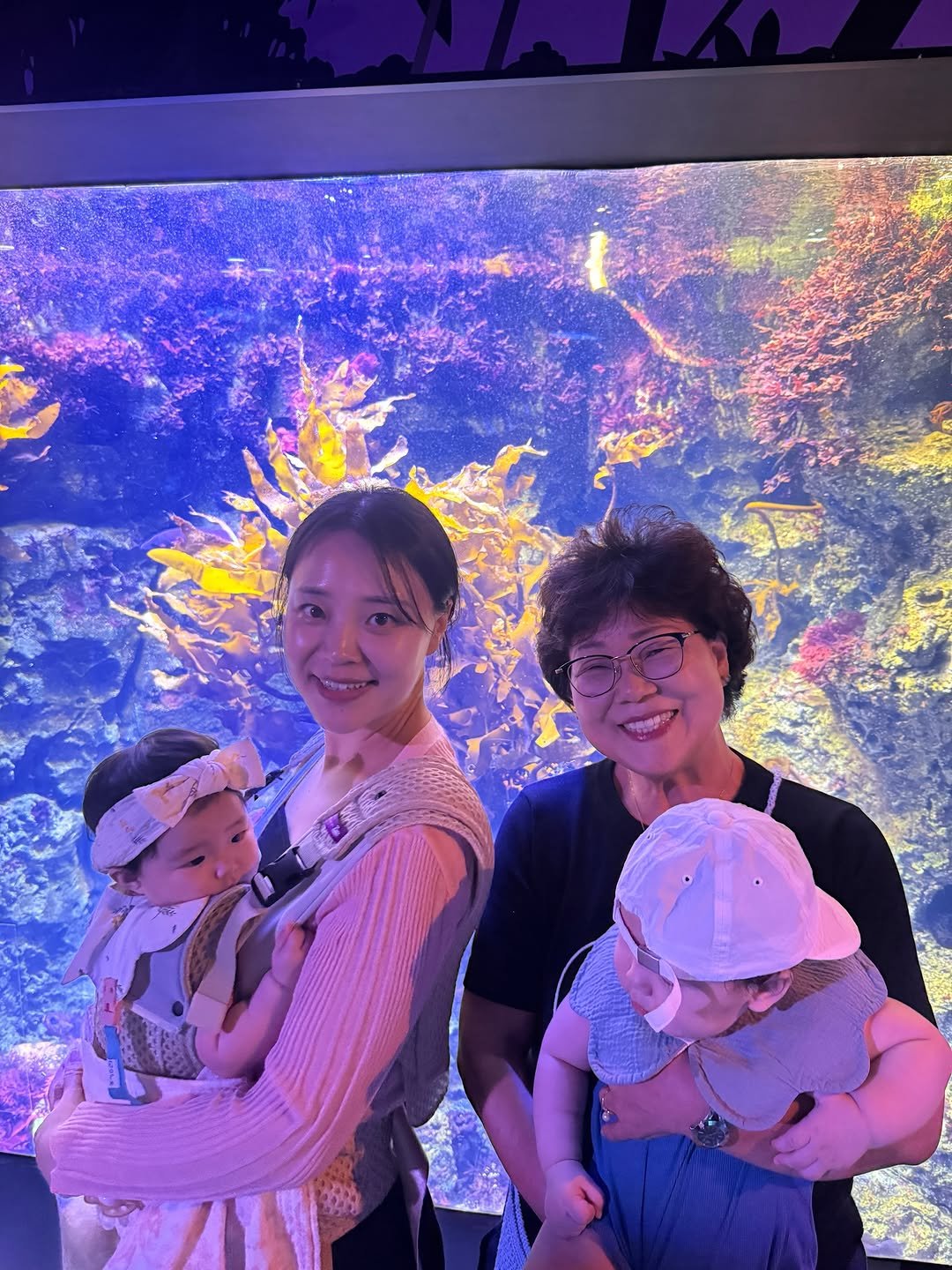 chungjibubu7 게시물 이미지: .
아이들과 함께하는 시간은
사진 한 장 한 장이 다 추억이 되네요💕

시어머님과...