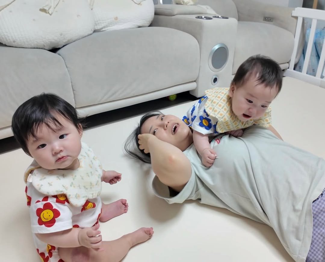 chungjibubu7 게시물 이미지: 엄마 껌딱지 시기🥹

요즘 리준이도, 리아도
엄마만 찾는 순간들이...