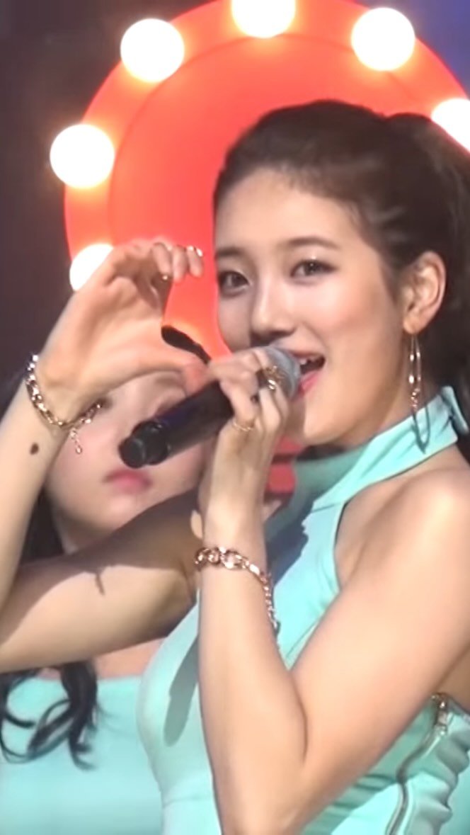 chuxanwzl 게시물 이미지: 國民初戀裴秀智...
這首歌也10年了😱 十年前真的超愛這首