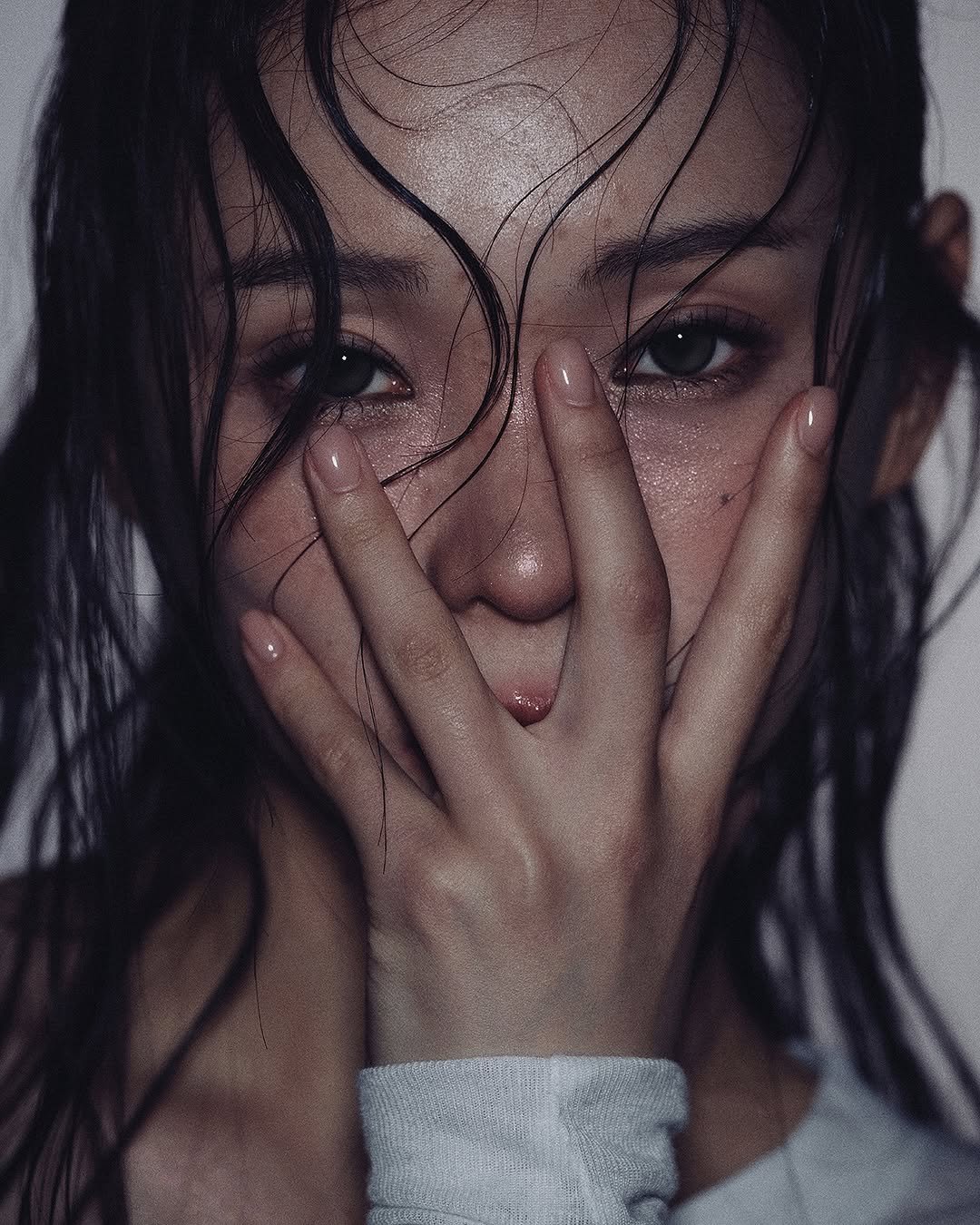 Photo shared by Photographer 권성훈 on July 19, 2025 tagging @s_myngkyng_hmua, and @binibininnn. May be a closeup of 1 person, hair, makeup and text.