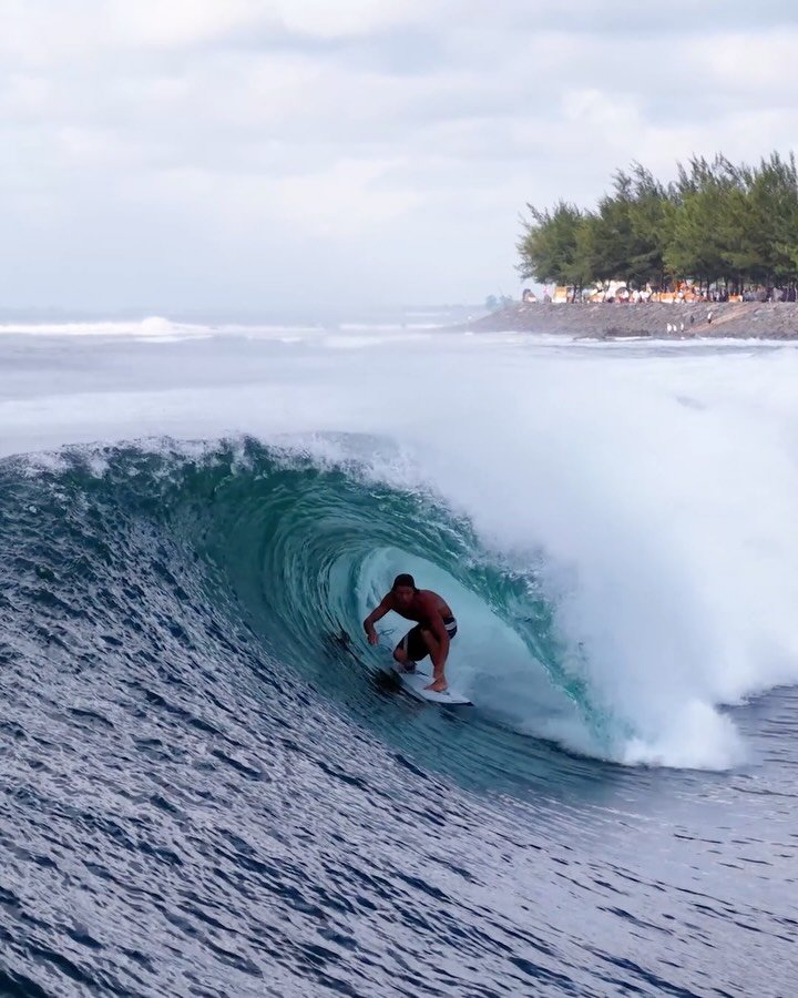 cisurfboards 게시물 이미지: @_kianmartin on the Solution
⠀⠀⠀⠀⠀⠀⠀⠀⠀
vid...