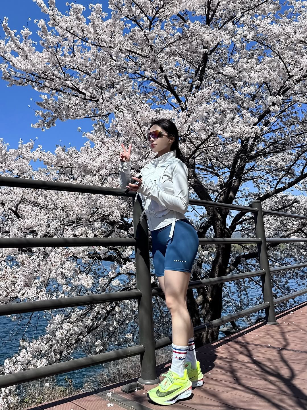 cj_gym46 게시물 이미지: 날씨가 너무 좋아서 오전 러닝 
뛰는 코스에 벚꽃길이라 너무 좋았던 ,, 🌸
