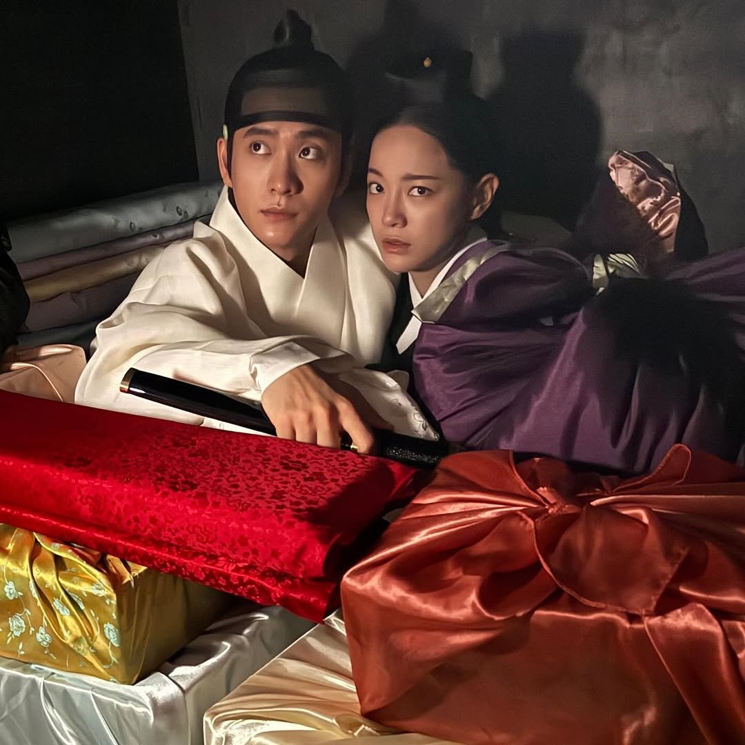 Photo shared by 김세정 on December 17, 2025 tagging @kto940620. May be an image of one or more people, costume and text.