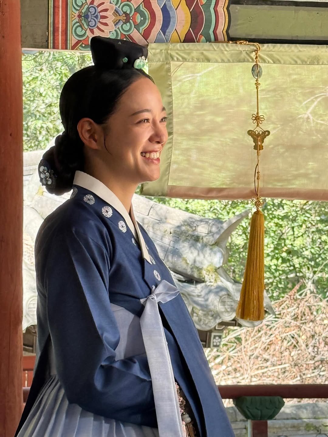 Photo by 김세정 on November 28, 2025. May be an image of Gyeongbokgung Palace and text.