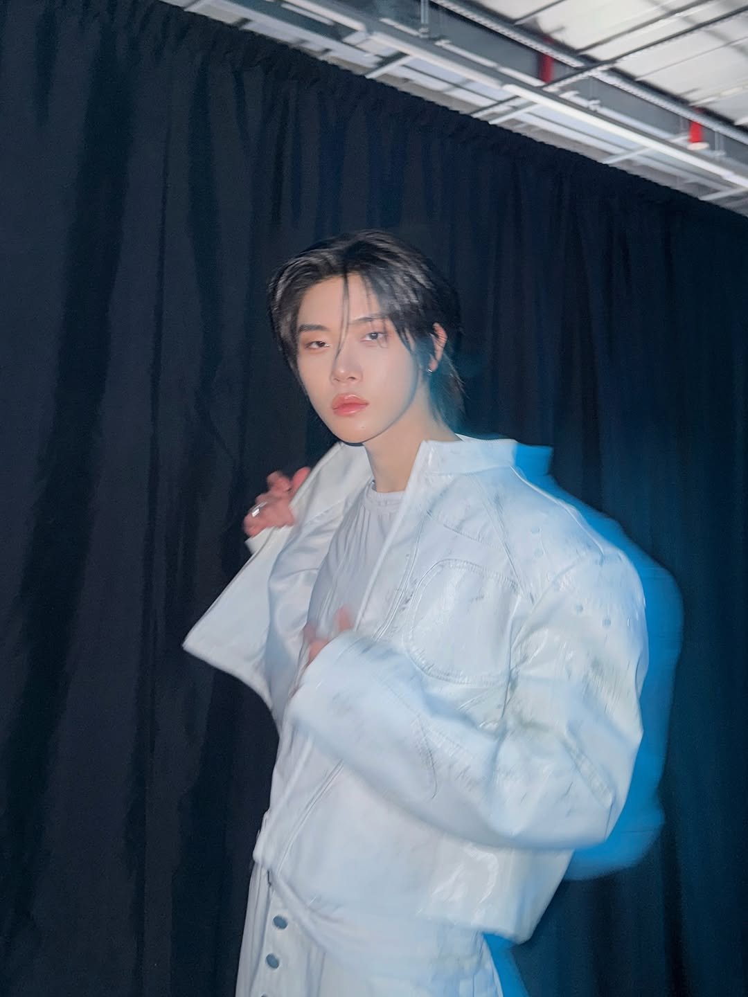 close.your.eyes.official 게시물 이미지: 💙💡👤

#CLOSEYOUREYES #클로즈유어아이즈 #CYE 
#JANGYEOJUN #장여준