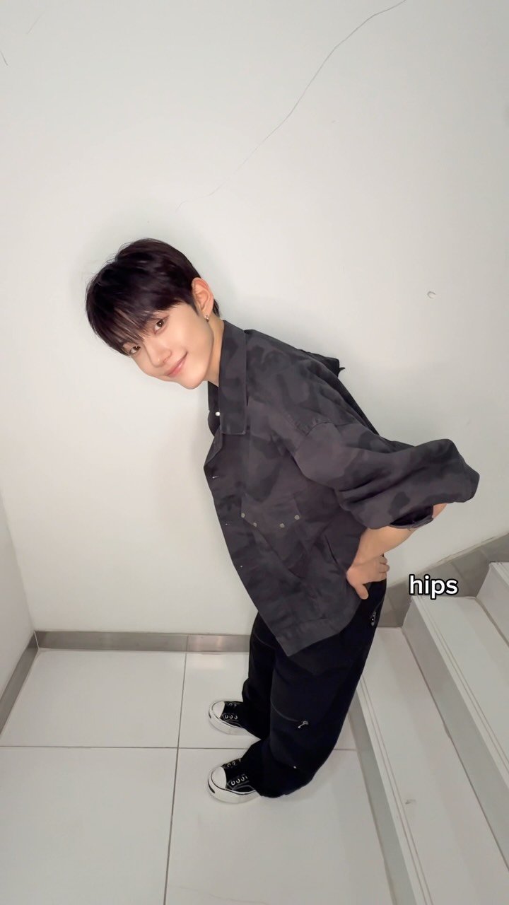 close.your.eyes.official 게시물 이미지: do #SEOKYOUNGBAE dance like a...