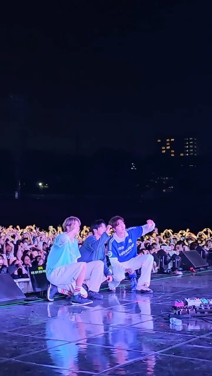 cnblue.official 게시물 이미지: My RACER 한양대💙

#CNBLUE #씨엔블루