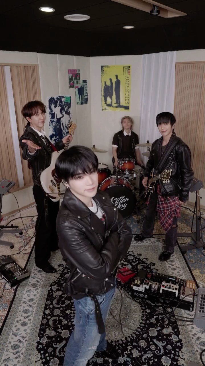 cnblue.official 게시물 이미지: The Live Challenge : Killer Joy | AMPERS&ONE...