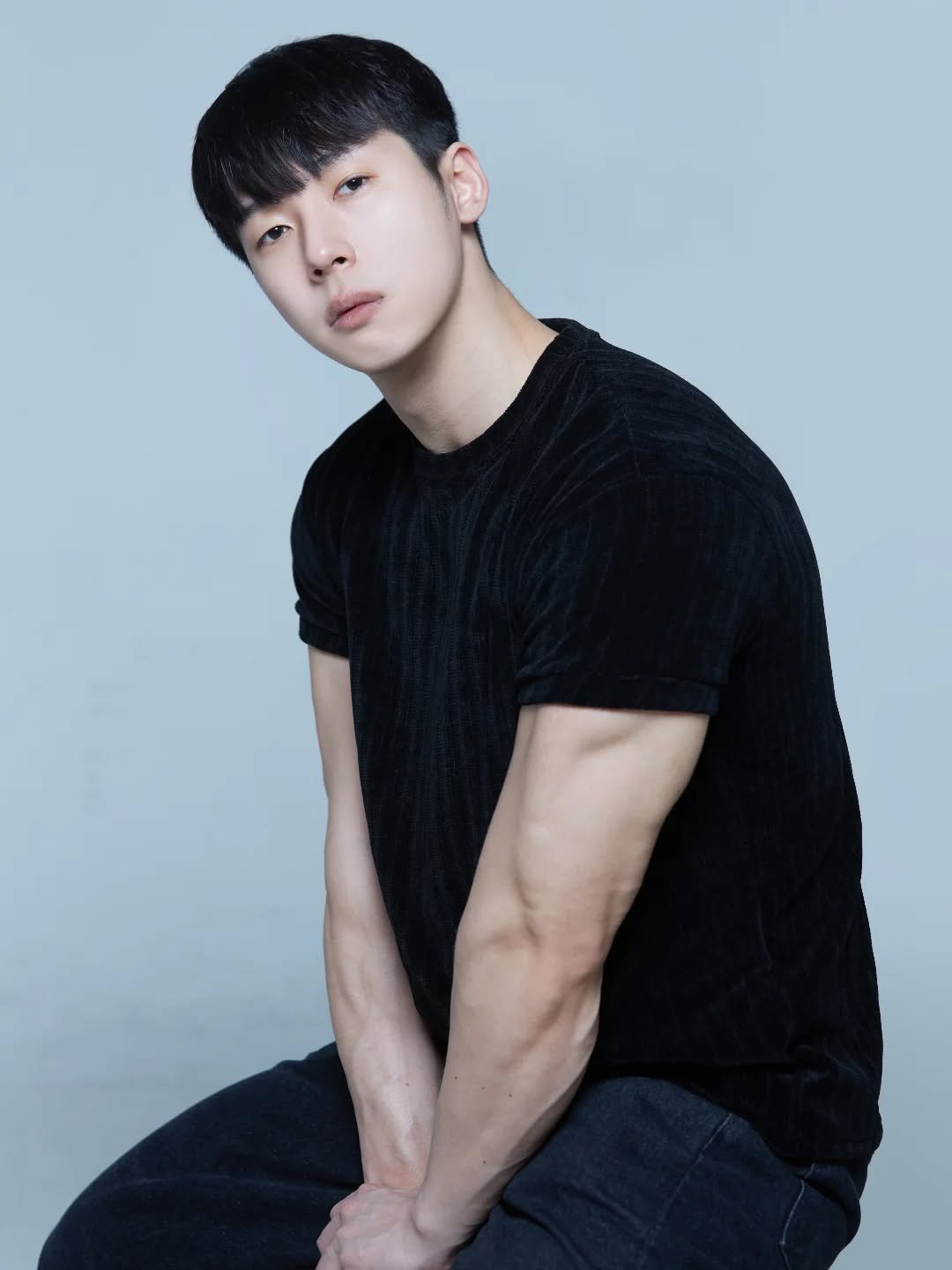 coach_hsj 게시물 이미지: 카메라만 쳐다보면
로봇이 돼버려… 😅