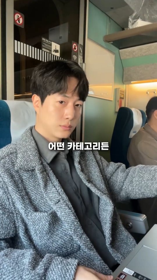 coach_yeonback 게시물 이미지: 📌댓글로 '북토크'라고 달아주시면 북토크 신청 링크 DM으로 보내드릴게요. 참가비...