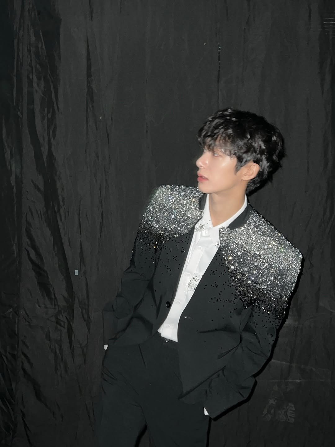 Photo by 채형원 hyungwon on July 22, 2025. May be an image of bolo tie.