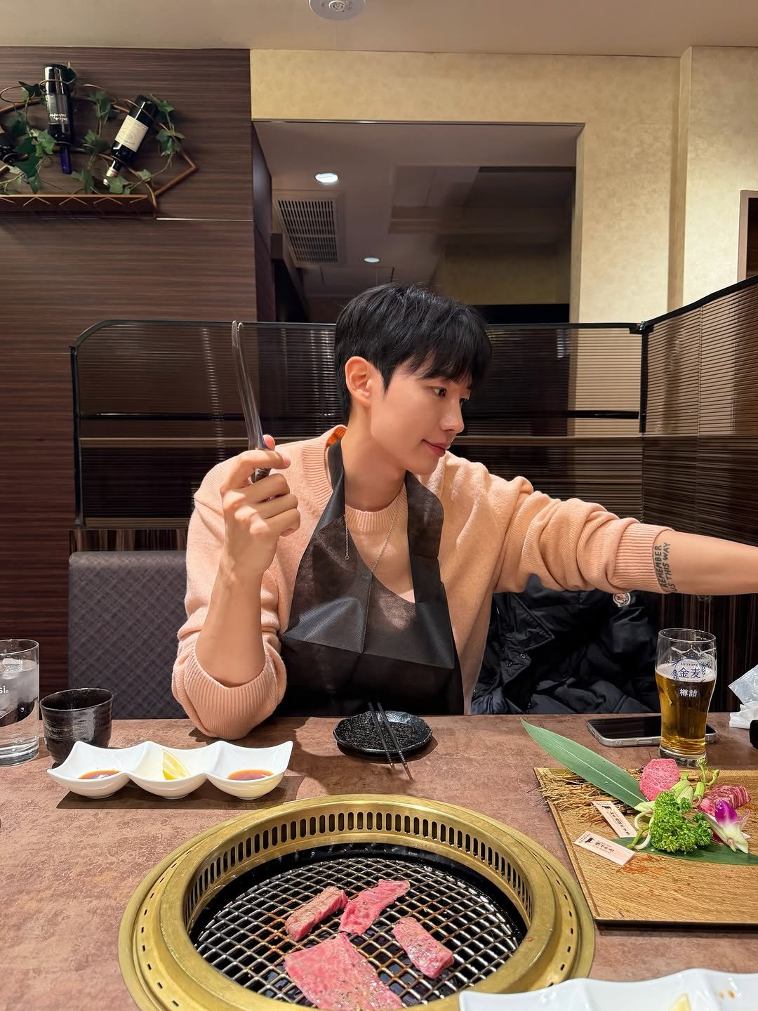 Photo by 코가이 on November 24, 2025. May be an image of bolo tie.