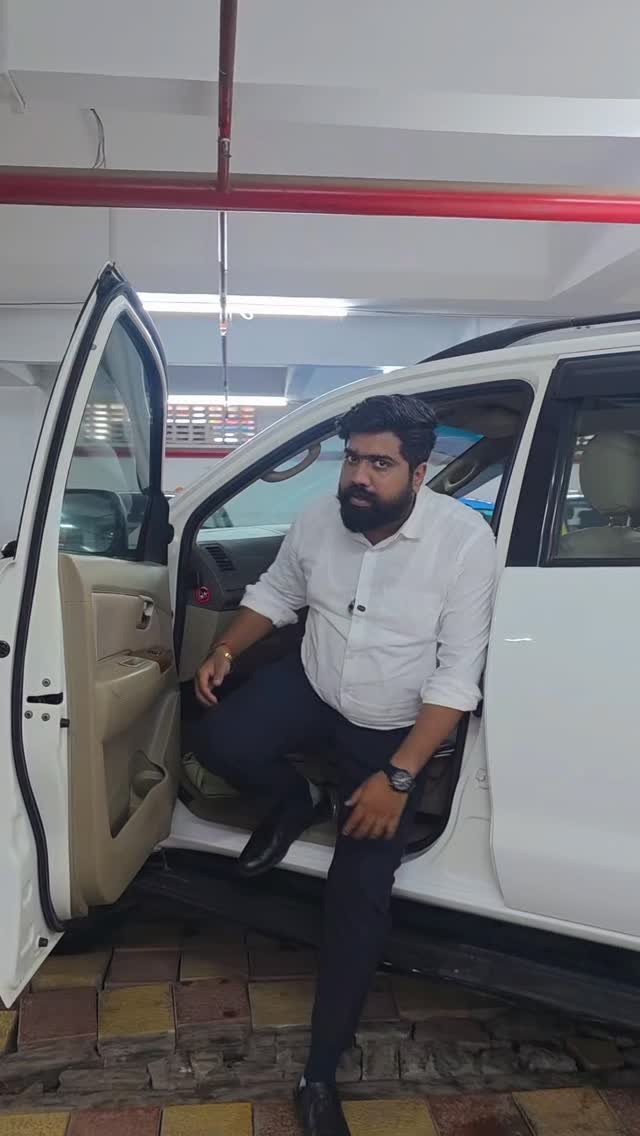 colaba_auto_centre 게시물 이미지: Fortuner 2010 4x4 
Do contact for more details...