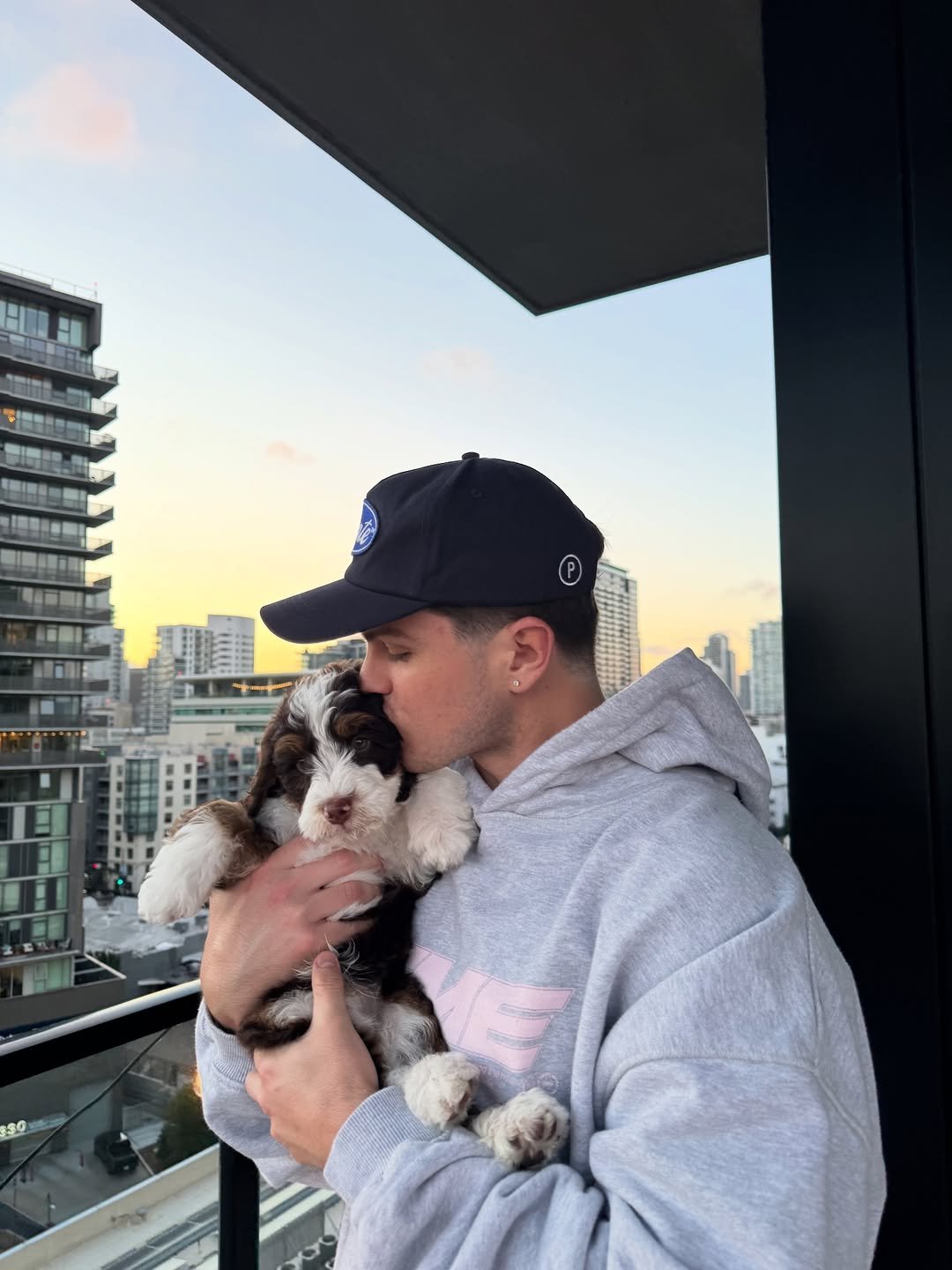 coletrotta 게시물 이미지: new best friend 🐕 

@rockyroaddoodles 

#puppy...