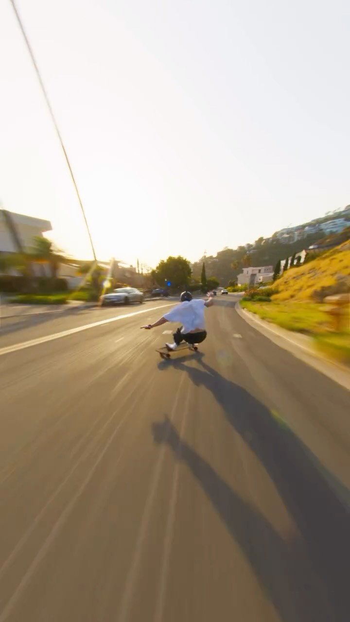coletrotta 게시물 이미지: no risk, no story ☠️🤷

the neighborhood sends...